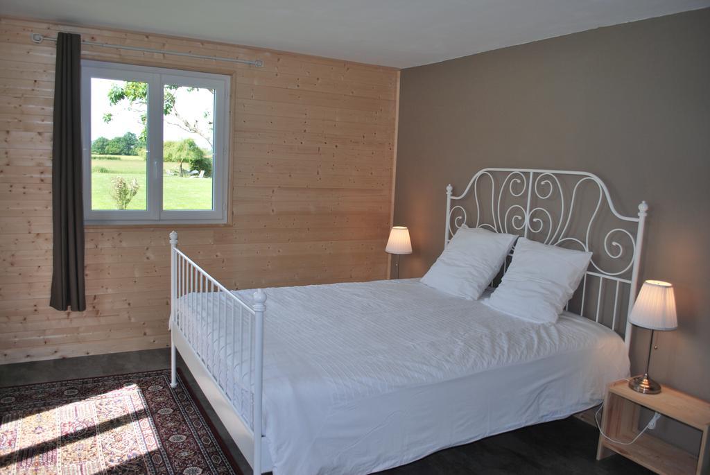 Domaine Les Gandins Bed and Breakfast Saint-Germain-de-Salles Εξωτερικό φωτογραφία