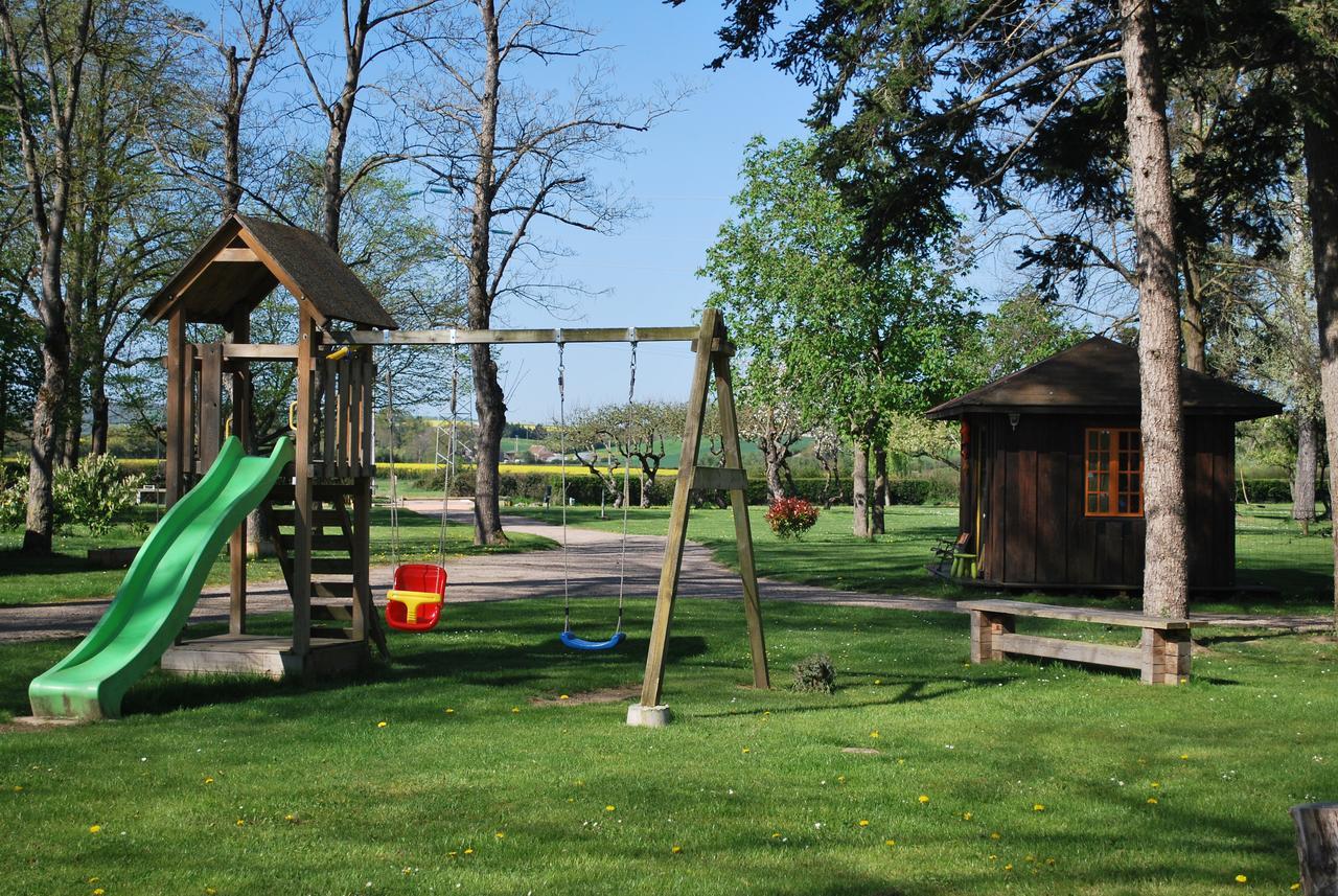 Domaine Les Gandins Bed and Breakfast Saint-Germain-de-Salles Εξωτερικό φωτογραφία