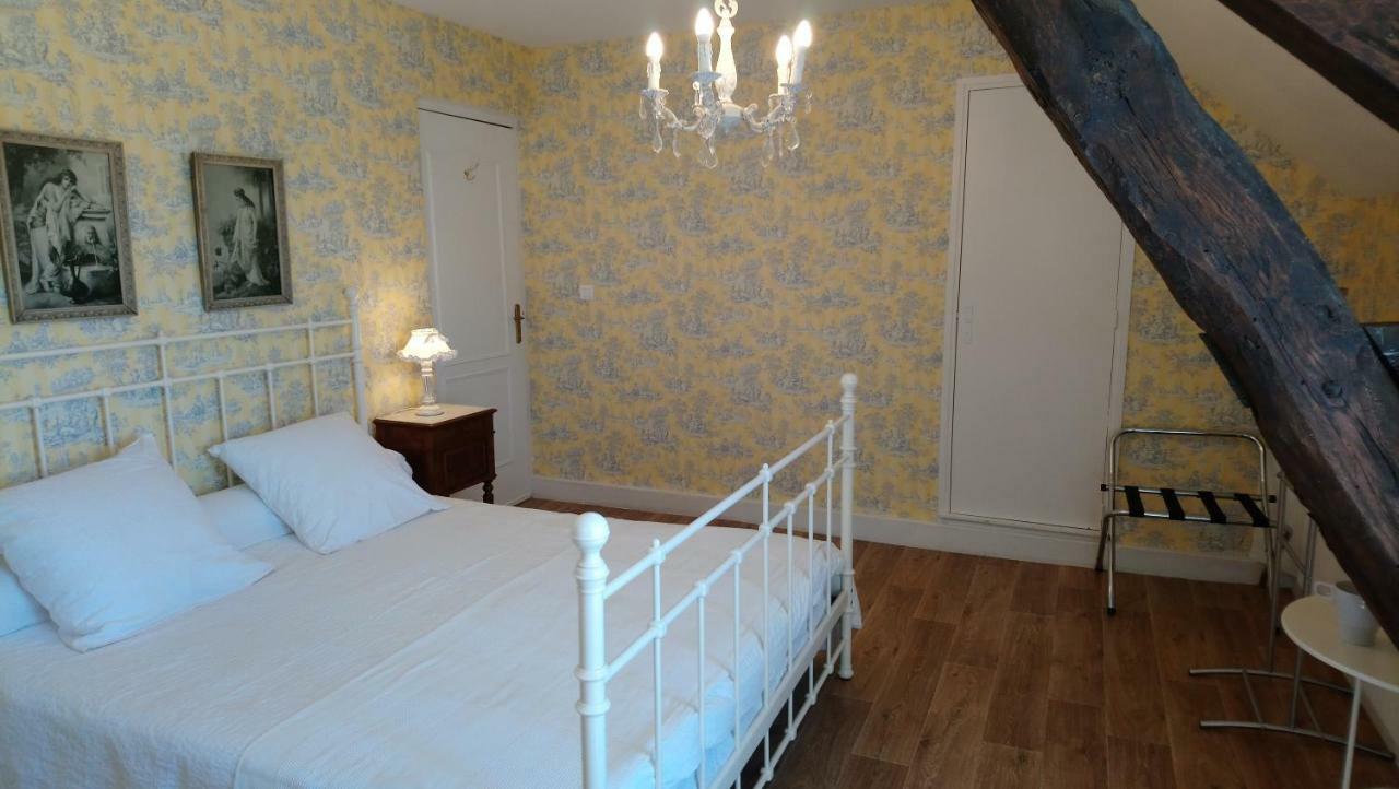 Domaine Les Gandins Bed and Breakfast Saint-Germain-de-Salles Εξωτερικό φωτογραφία