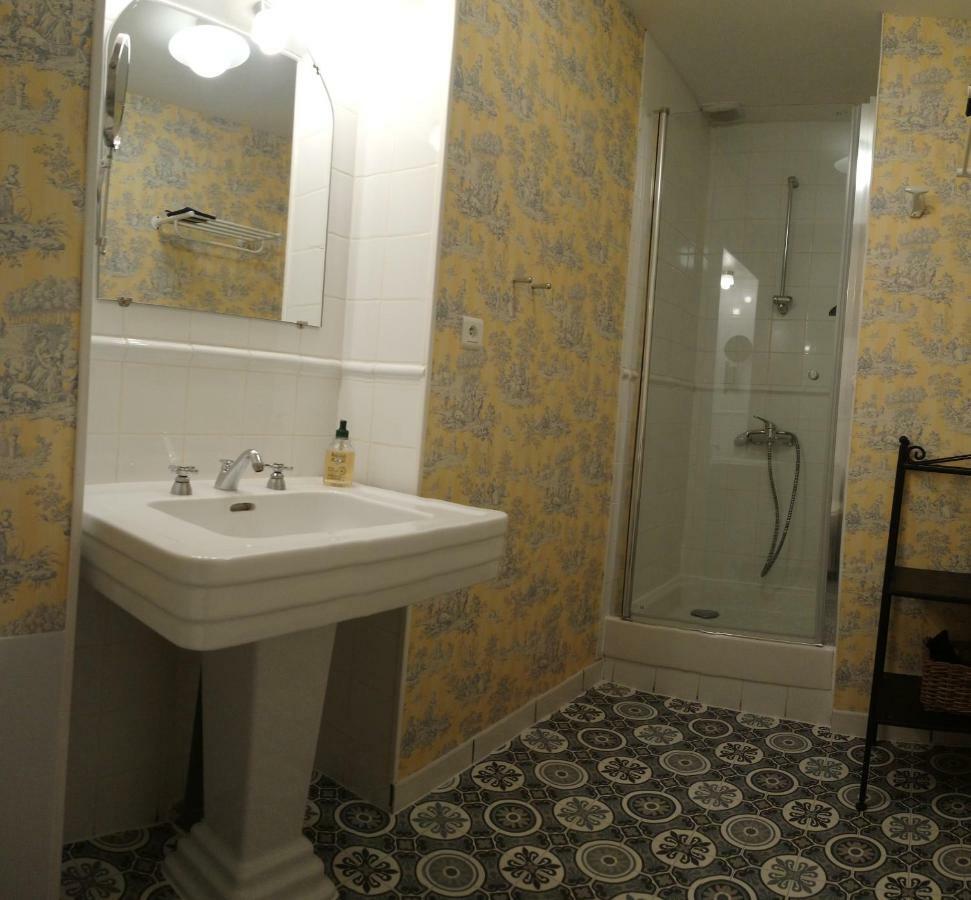 Domaine Les Gandins Bed and Breakfast Saint-Germain-de-Salles Εξωτερικό φωτογραφία
