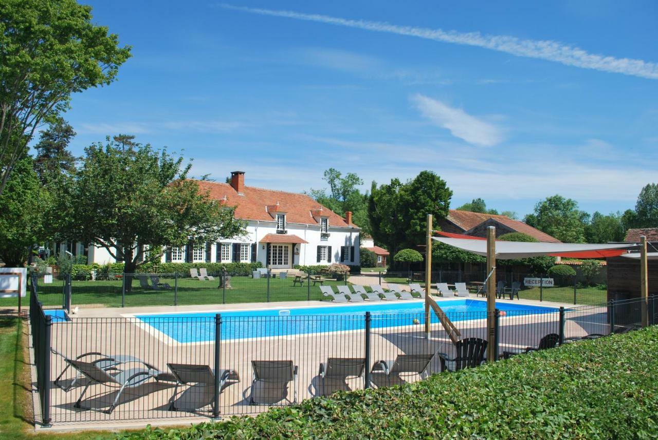 Domaine Les Gandins Bed and Breakfast Saint-Germain-de-Salles Εξωτερικό φωτογραφία