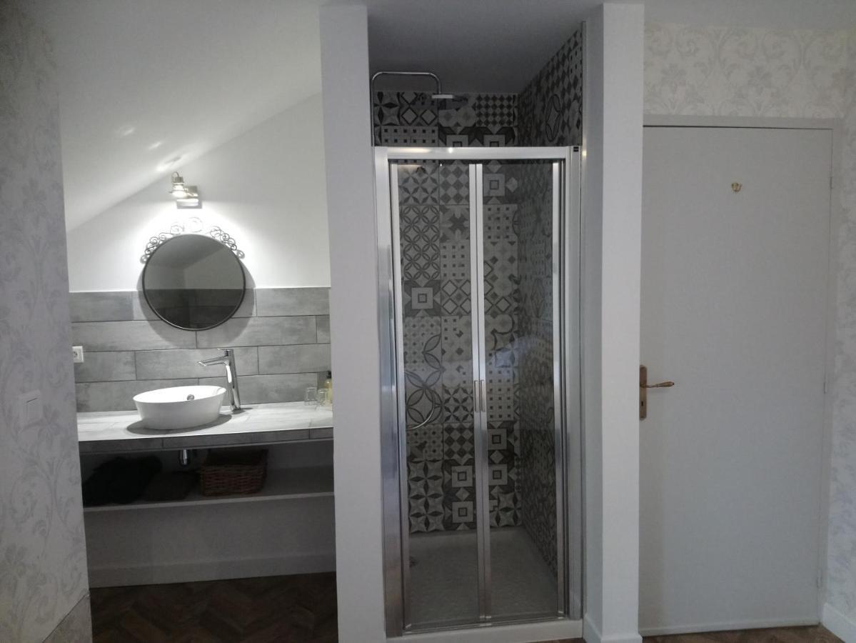 Domaine Les Gandins Bed and Breakfast Saint-Germain-de-Salles Εξωτερικό φωτογραφία